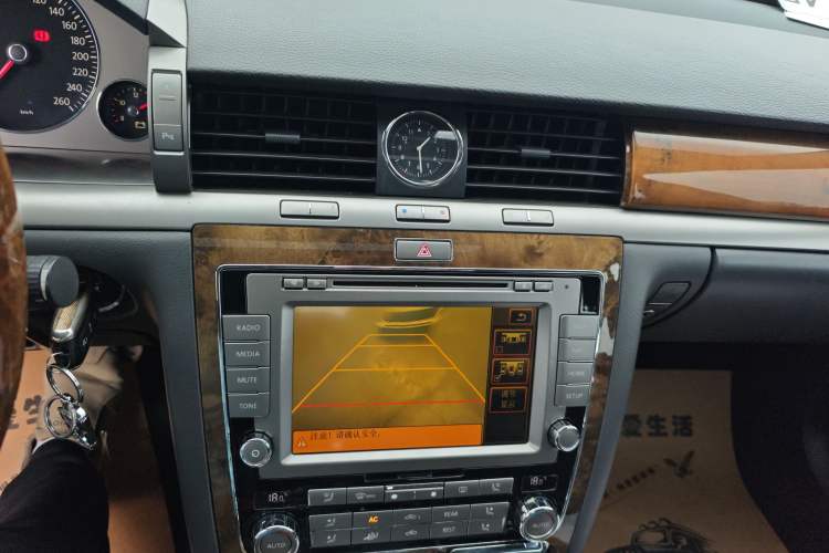 Used Volkswagen Phaeton 2012 3.0L Elite Custom Edition
