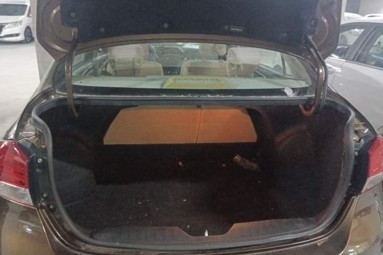 Used Suzuki Alivio 2015 1.6L Automatic Comfort Model
