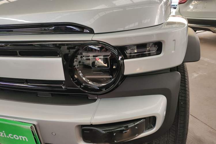 Used iCAR V23 2025 401 Two-Wheel Drive Intelligent Driving Version