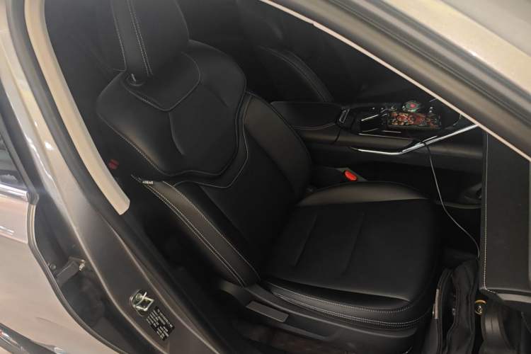 Used Haval H6 2024 1.5T Two-Wheel-Drive Classic Edition