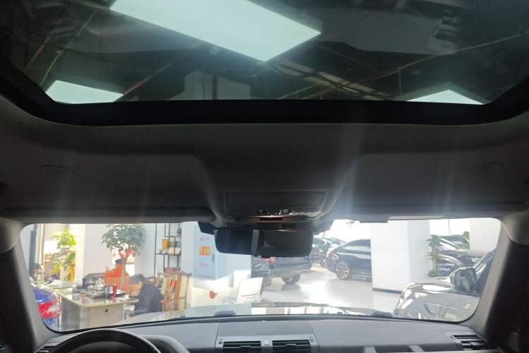 Used Land Rover Defender 2020 110 P400 HSE
