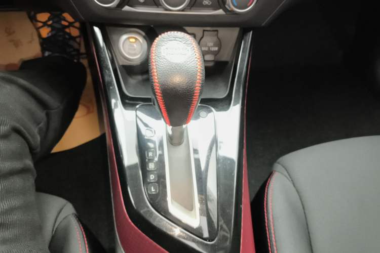 Used Nissan Lannia 2019 1.6L CVT Smart Connect Smart Cool Version China V Standard