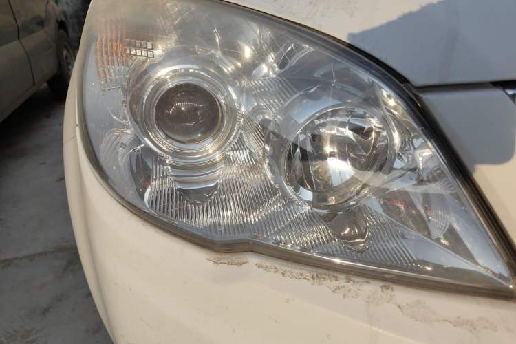 Used Haval H6 2013 Upgraded Model 1.5T Manual Two-Wheel Drive Urban Version
