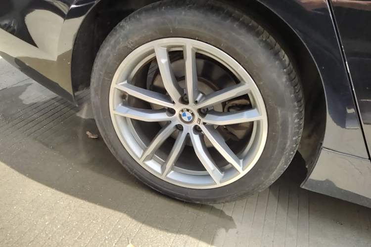 Used BMW 5 Series 2019 525Li M Sport Package
