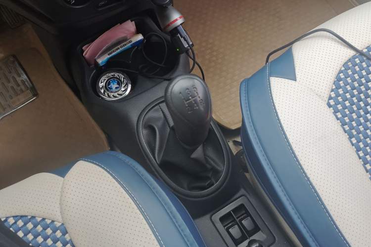 Used Venucia R30 2014 1.2L Manual Enjoyment Edition