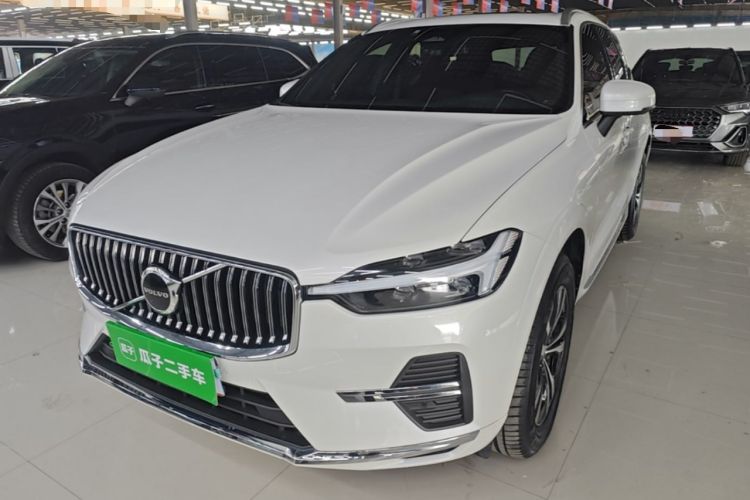 Used Volvo XC60 2025 B5 4x4 Smart Luxury Edition