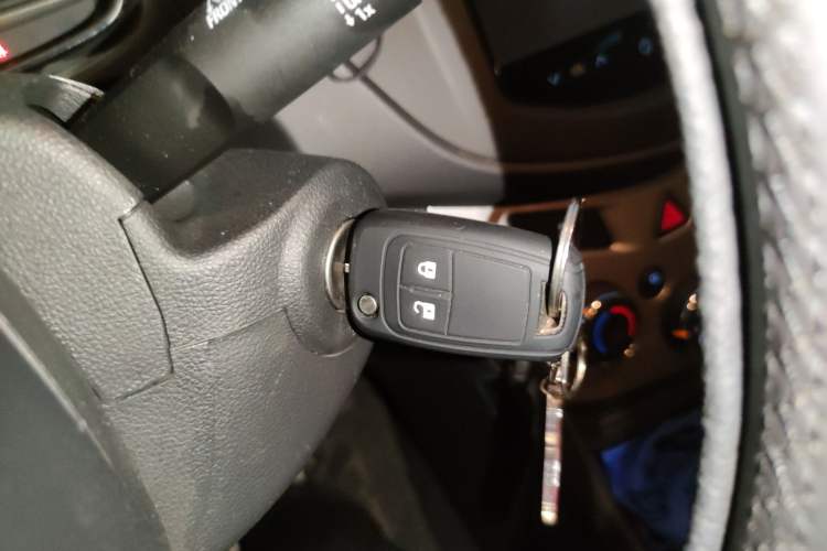 Used Chevrolet Trax 2016 1.4T Automatic Two-Wheel Drive Luxury Version Vehicle Key