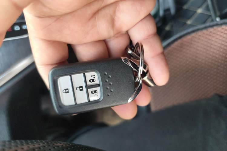 Used Honda Elysion 2016 2.4L Supreme Edition Vehicle Key