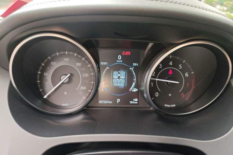 Used Jaguar E-PACE 2018 P200 S China VI Instrument Cluster
