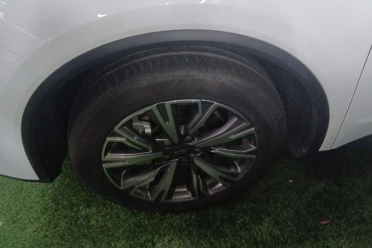 Used Geely Auto Jiajie 2025 1.5TD DCT Pengcheng Edition Left Front Wheel Hub