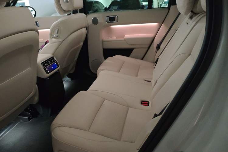 Used Li Auto L7 2025 Max Smart Refresh Edition
