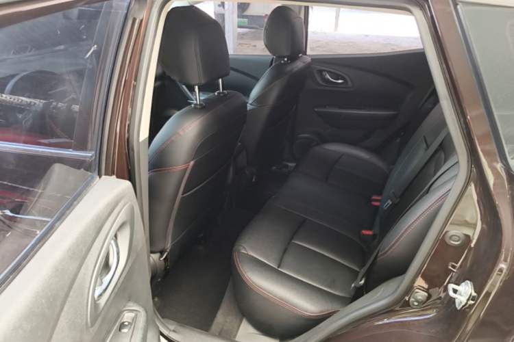 Used Renault Kadjar 2016 2.0L Two-Wheel Drive Leading Edition