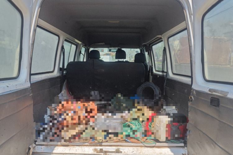 Used JMC Transit 2017 2.8T Commercial Version Short Wheelbase Mid-Roof 6/7/8-Seater JX493