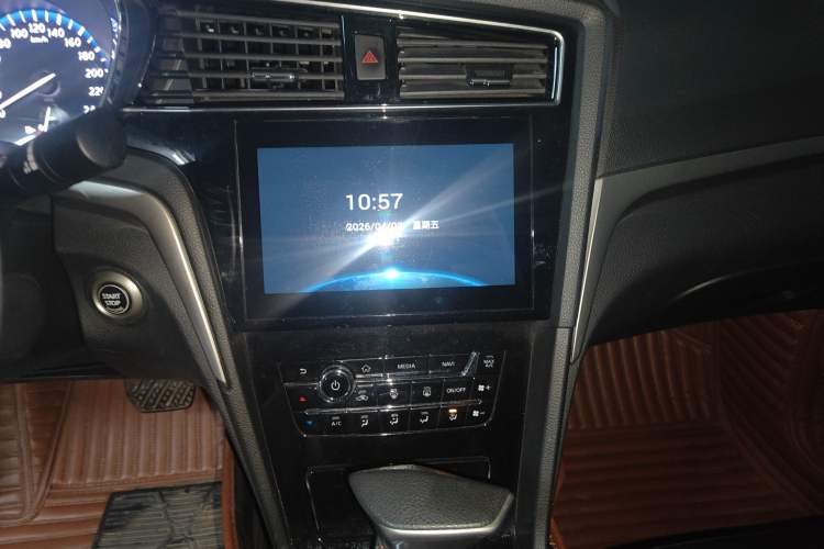 Used Venucia D60 2018 1.6L CVT Smart Connect Elite Edition