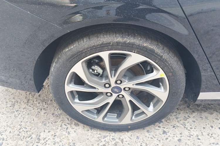 Used Ford Mondeo 2025 2.0T EcoBoost Ultimate Edition