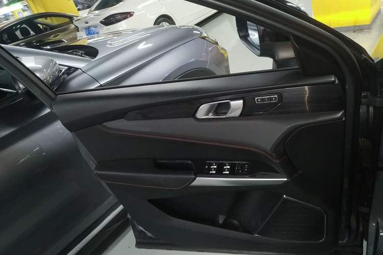 Used Lynk & Co 01 2019 2.0T Two-Wheel Drive Zhaopu Version China VI Standard