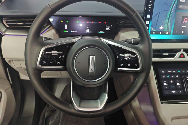 Used Wey Mocha New Energy 2024 Hi4 Four-Wheel Drive Long-Range Version