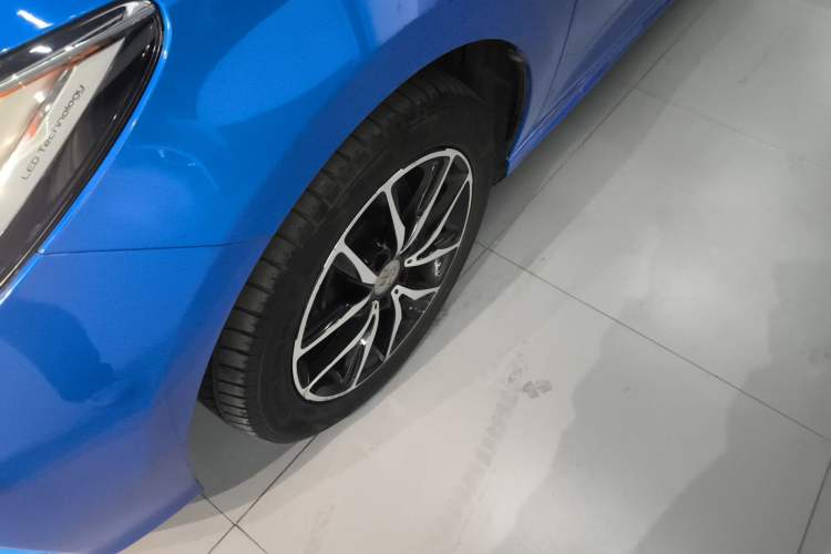 Used BYD Song MAX 2017 1.5T Automatic Smart Connect Luxury 7-Seater