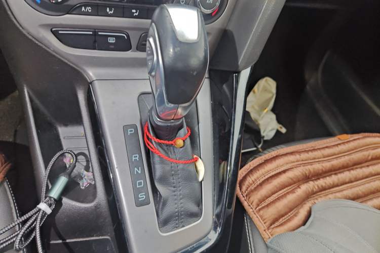 Used Ford Focus 2012 Sedan 1.6L Automatic Fashion Edition