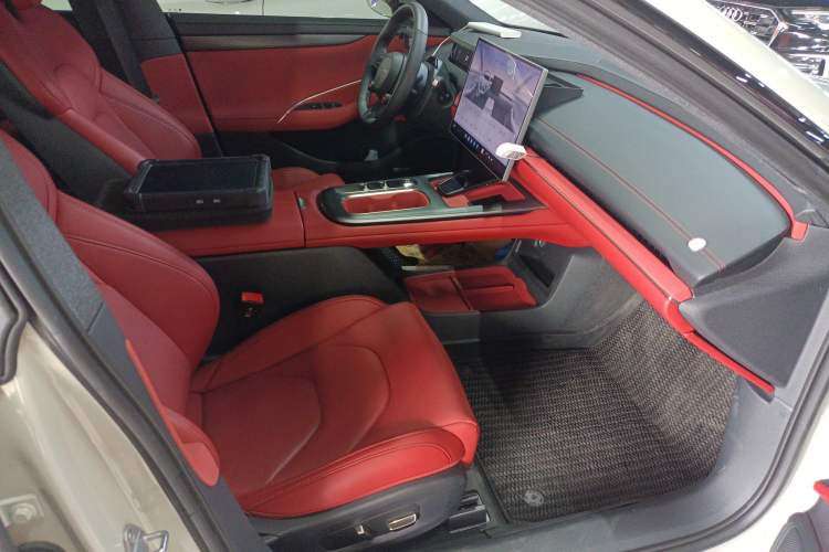 Used Xiaomi Auto SU7 2024 Rear-Drive Ultra-Long Range Advanced Pro-Level Intelligent Driving Version