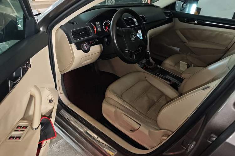 Used Volkswagen Passat 2011 1.8 TSI DSG Prestige Edition