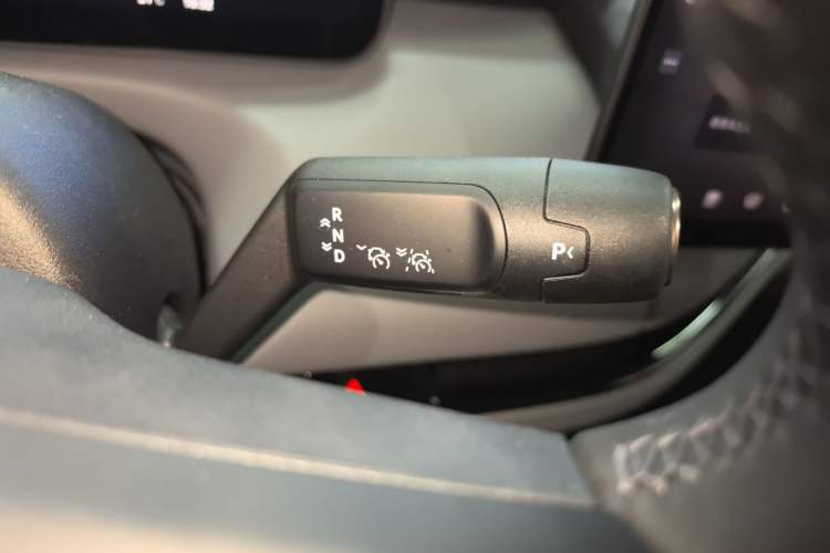 Used Zeekr MIX 2025 Intelligent Driving Version
