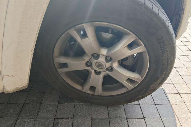 Used Toyota RAV4 2011 2.0L Automatic Luxury Edition