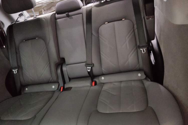 Used Zeekr MIX 2025 Intelligent Driving Version
