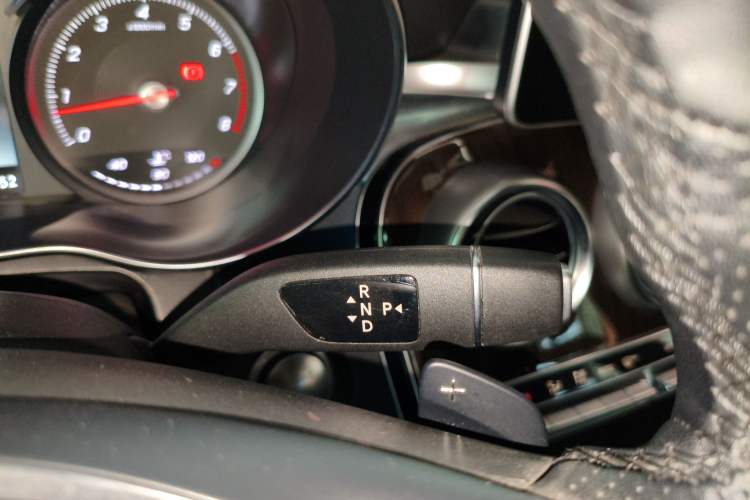 Used Mercedes-Benz GLC 2019 Facelift GLC 260 L 4MATIC Luxury Model