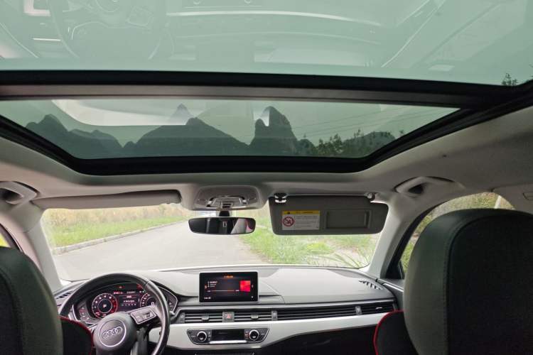 Used Audi A4L 2019 40 TFSI Fashion Edition China VI Emission Standard
