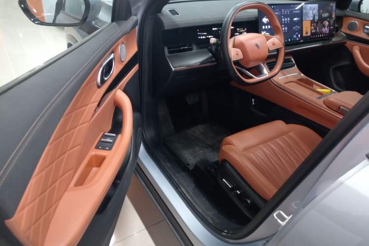 Used NETA L 2024 Extended-Range 220 Flash-Charge Edition