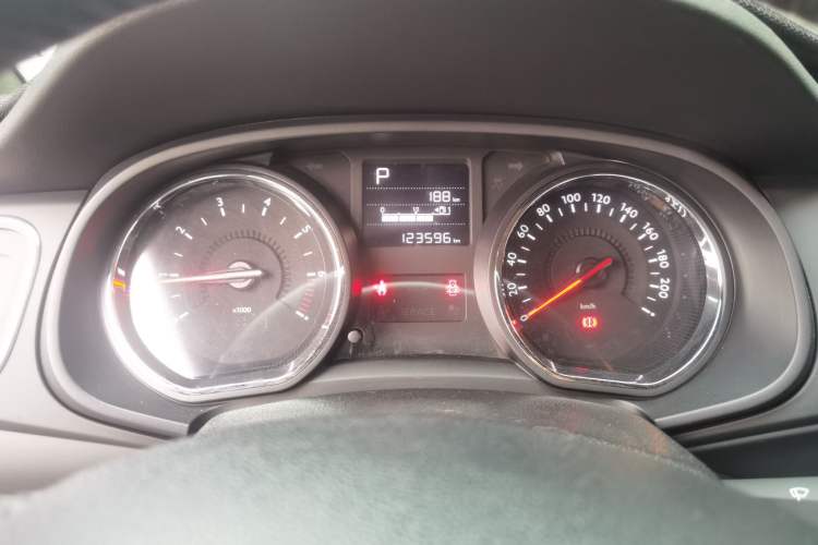 Used Citroen C3-XR 2015 1.6L Automatic Smart Version Instrument Cluster