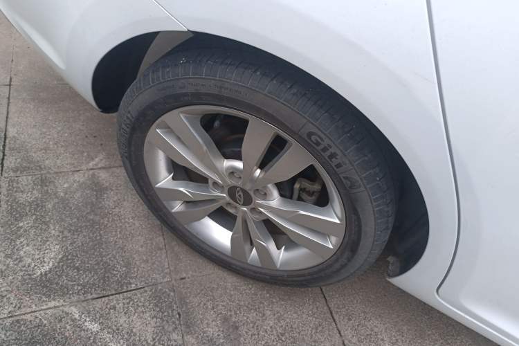 Used Chery Arrizo 5 2017 1.5L Manual Lingchao Edition Right Rear Wheel Hub