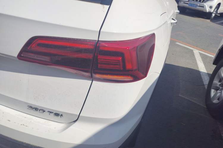 Used Volkswagen Tharu 2022 280TSI Two-Wheel-Drive Luxury Edition