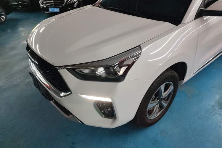 Used Haval H6 Coupe 2021 Smart Connect Edition 1.5T Automatic Two-Wheel Drive Luxury Smart Connect Version Left Front Headlight