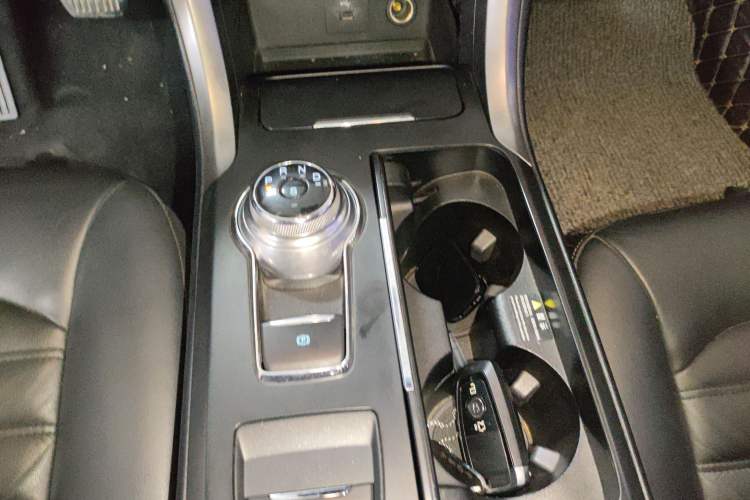 Used Ford Mondeo 2017 EcoBoost 200 Stylish Model Gear Lever