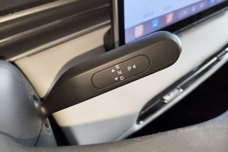 Used Dongfeng NAMMI 01 2026 Model Originality Edition 330Air
