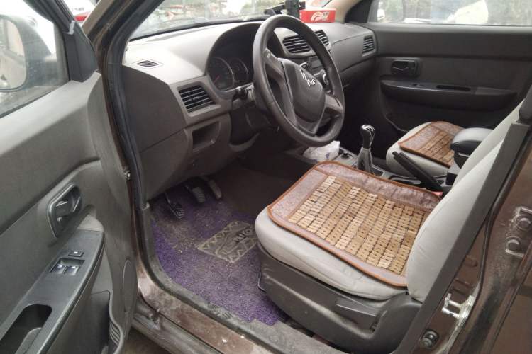 Used Wuling Hongguang 2015 1.2L S Base Model China V Standard