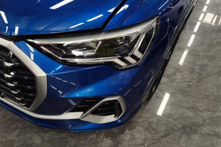 Used Audi Q3 2019 40 TFSI Fashion Dynamic Model