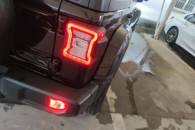 Used Jeep Wrangler New Energy 2021 Four-Door 2.0T 4xe Sahara