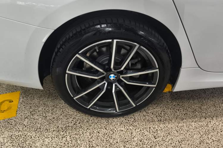 Used BMW 3 Series 2025 325Li M Sport Package