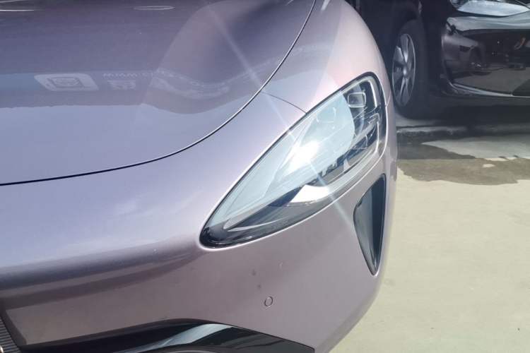 Used Xiaomi Auto SU7 2024 Four-Wheel Drive Ultra-Long Range Advanced Intelligent Driving Max Edition