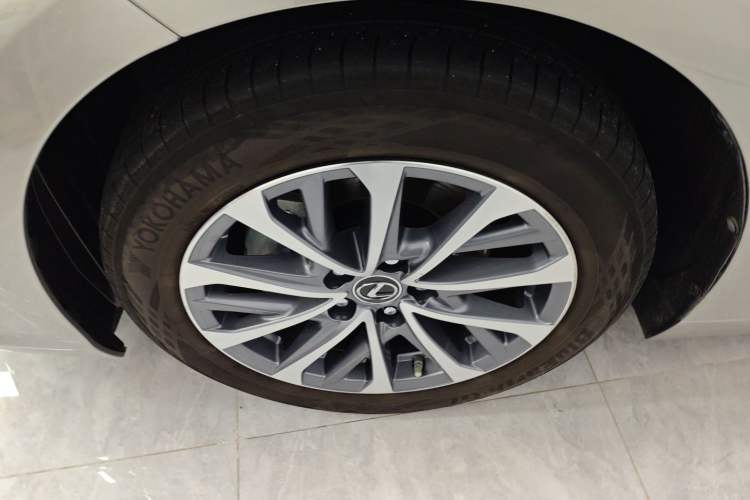 Used Lexus ES 2022 200 Luxury Edition