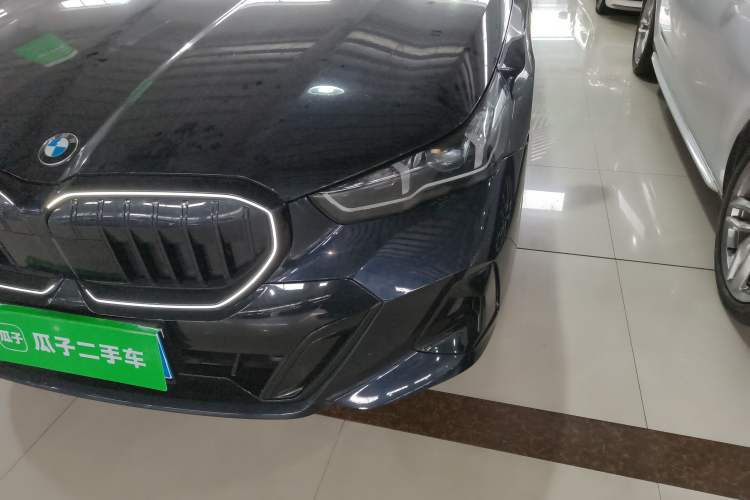 Used BMW 5 Series 2025 525Li M Sport Package