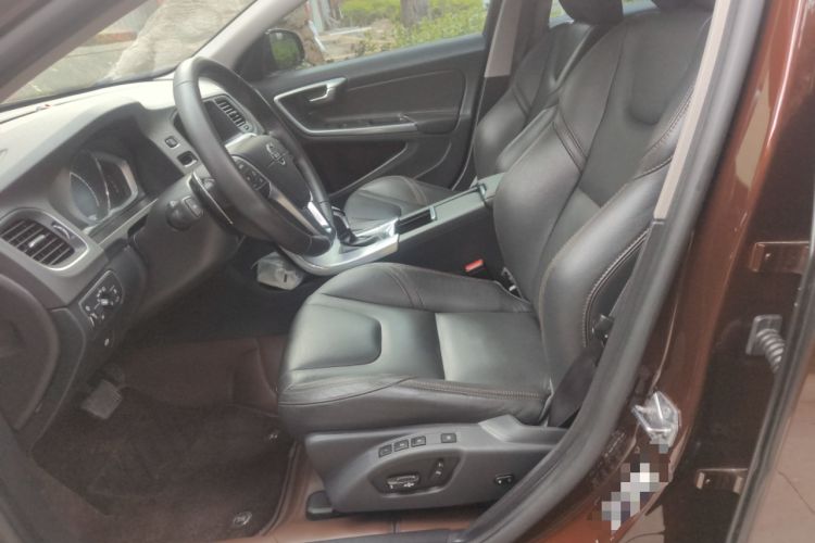 Used Volvo V60 2017 Cross Country T5 AWD China V Standard