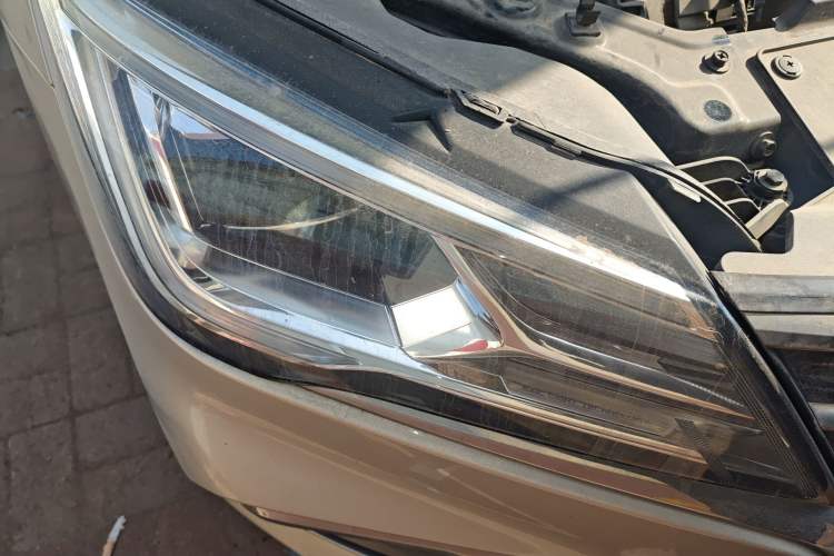 Used Roewe i5 2020 1.5L Automatic 4G Connect Luxury Flagship Edition
