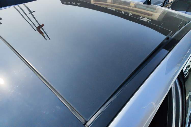 Used Toyota Avalon 2019 2.5L Touring Premium Version China VI Standard
