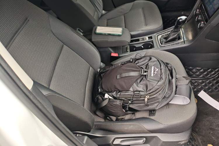 Used Volkswagen Golf 2016 1.6L Automatic Comfort Model Right Front Seat