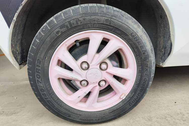 Used Wuling Hongguang MINIEV 2020 Freedom Version Lithium Iron Phosphate Right Rear Wheel Hub