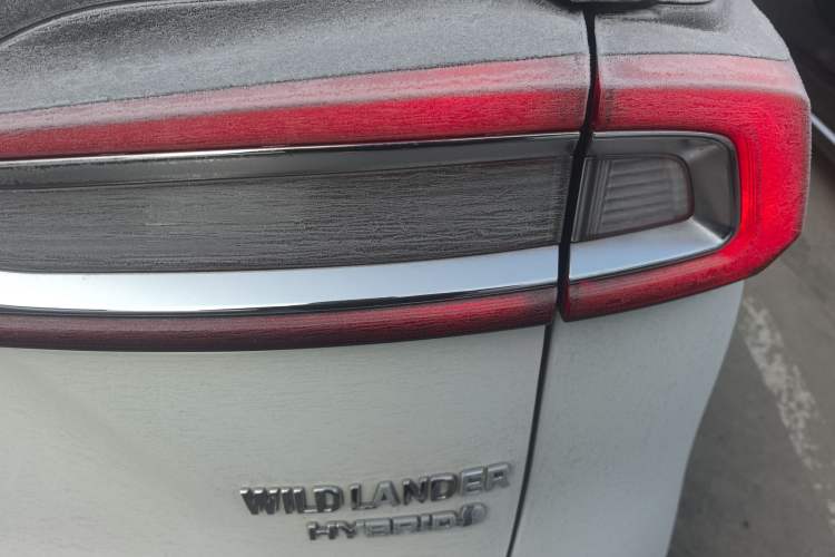 Used Toyota Wildlander 2023 Dual-Motor 2.5L E-CVT Two-Wheel Drive Luxury PLUS Edition